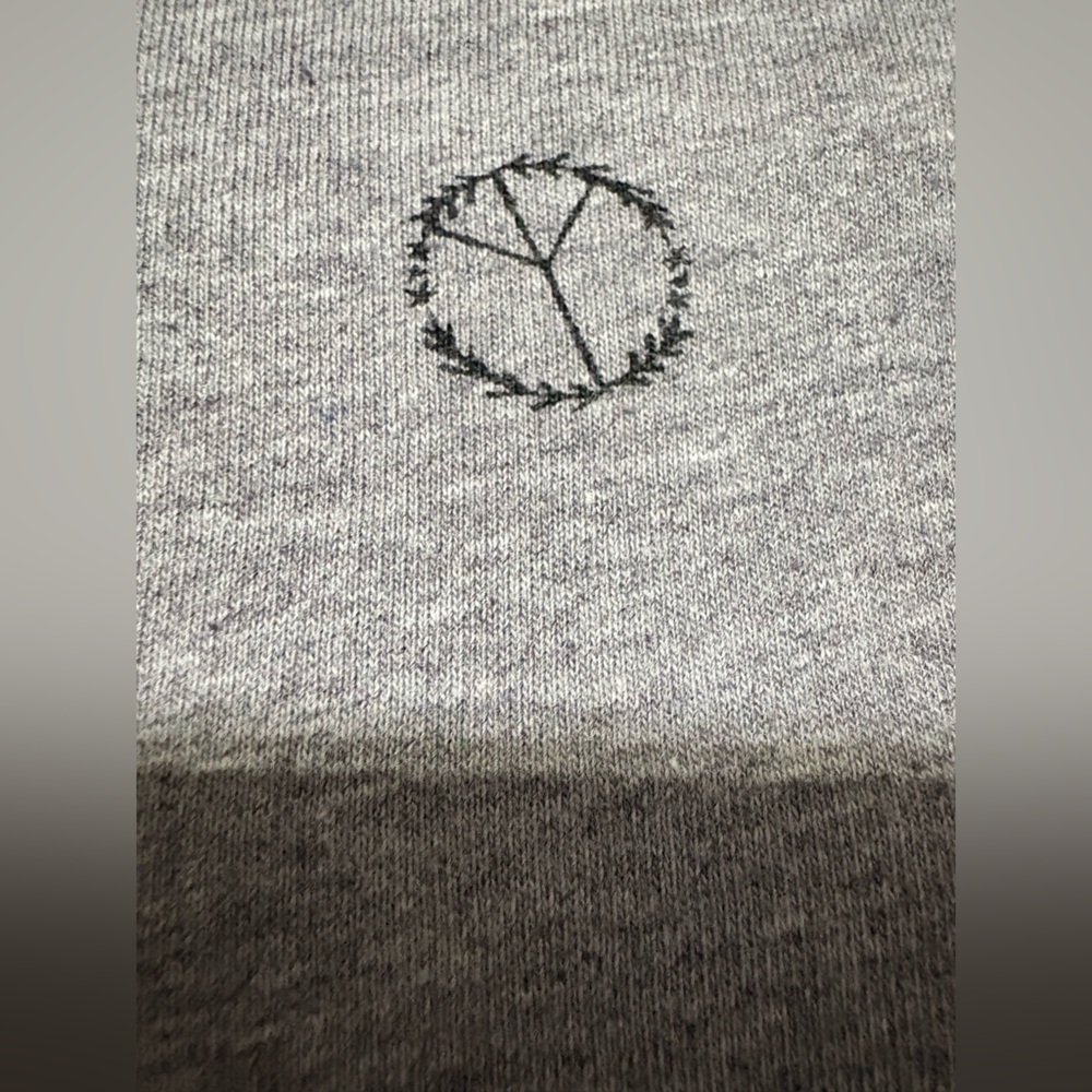 Peace Tee - Picture 4 of 5